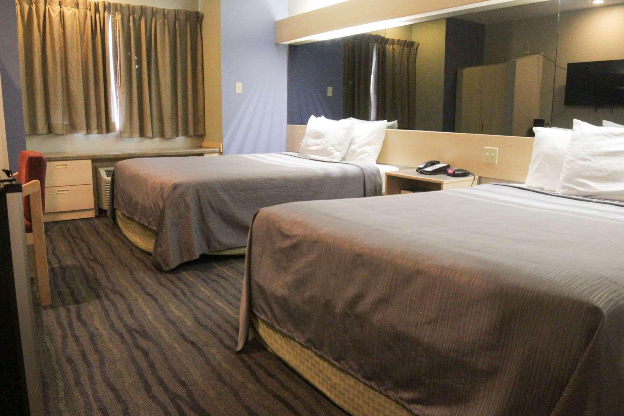 Radisson Oscar Freire Hotel เซาเปาโล ภายนอก รูปภาพ A typical room at the hotel