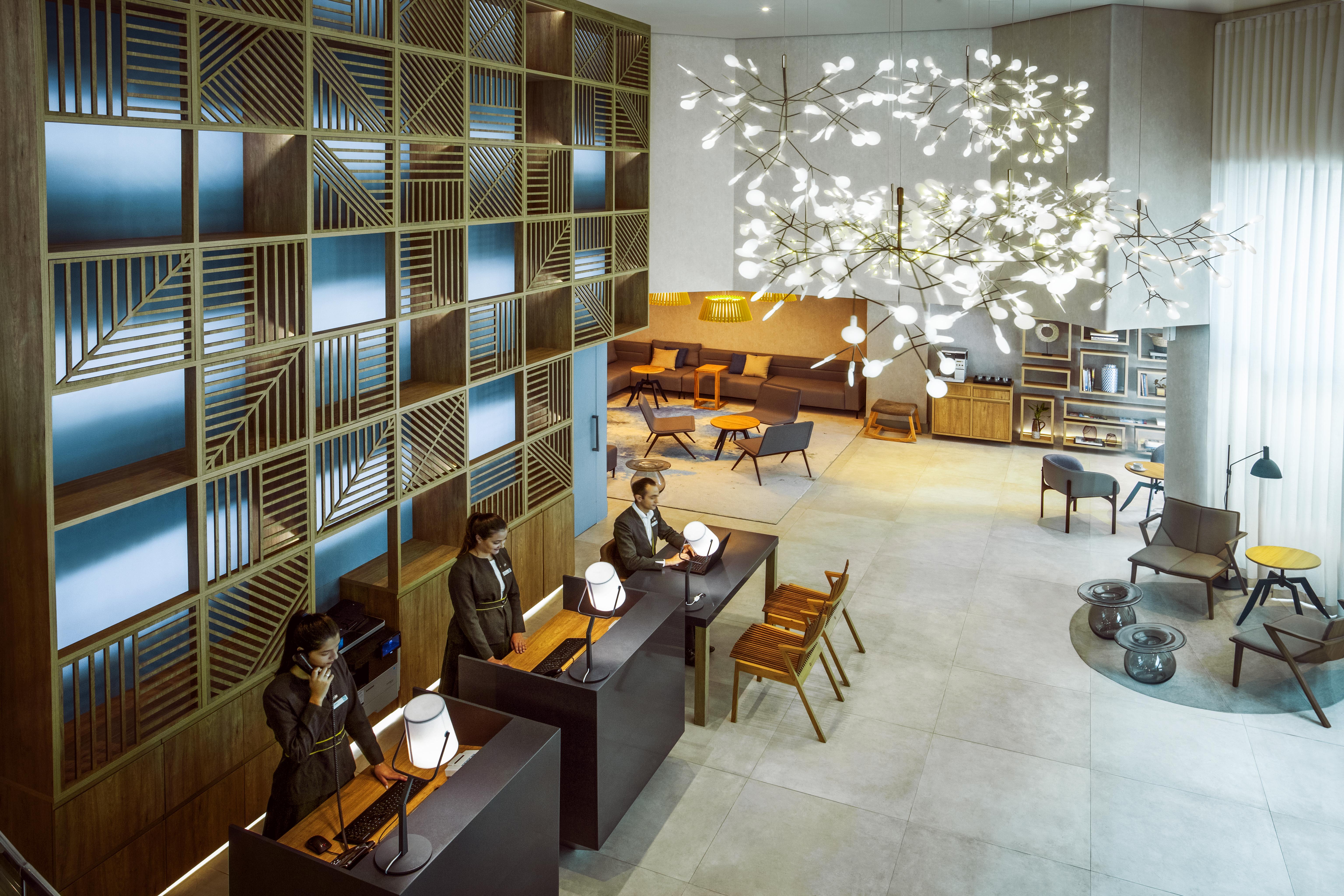 Radisson Oscar Freire Hotel เซาเปาโล ภายนอก รูปภาพ The lobby of the hotel
