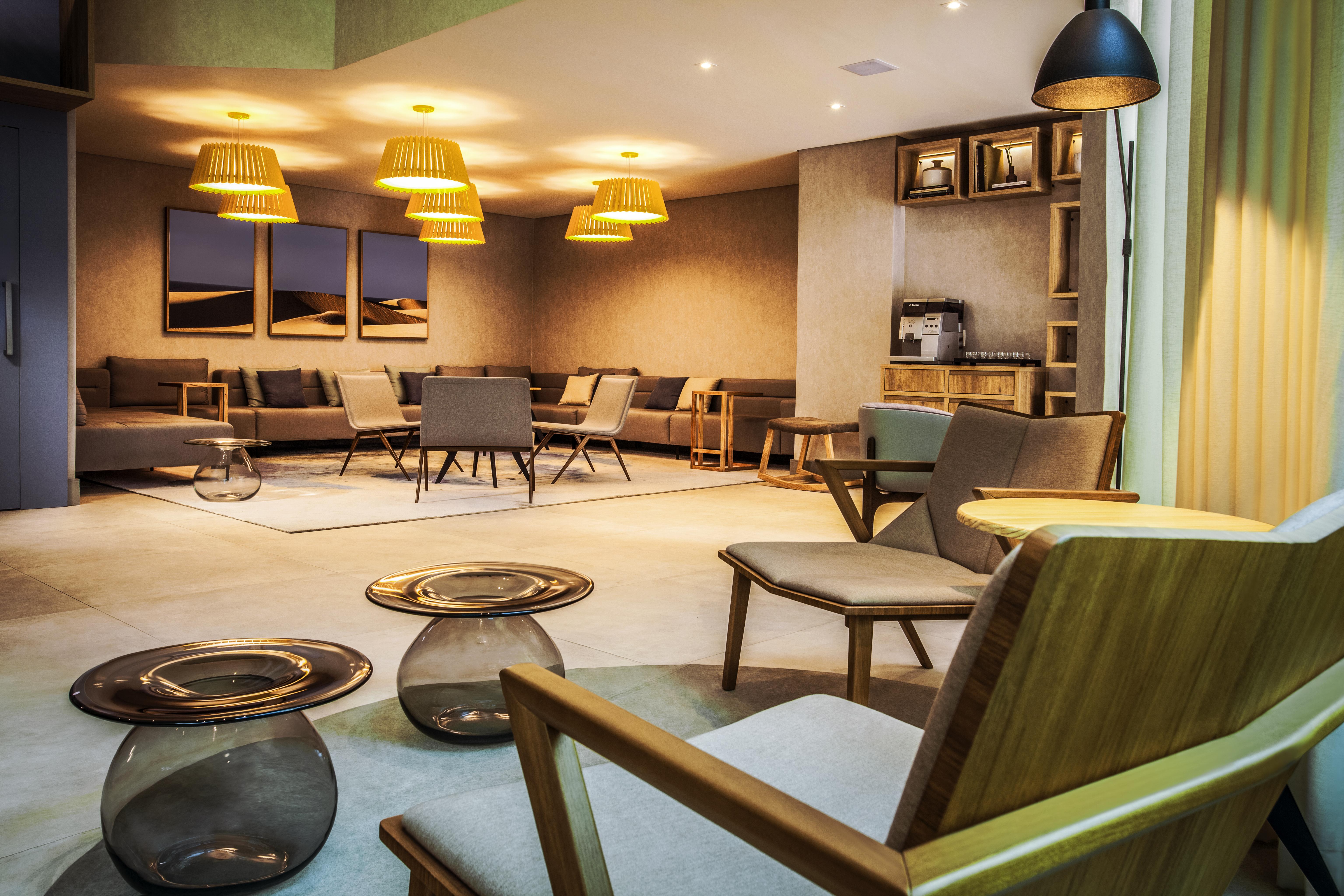Radisson Oscar Freire Hotel เซาเปาโล ภายนอก รูปภาพ The lounge at the airport